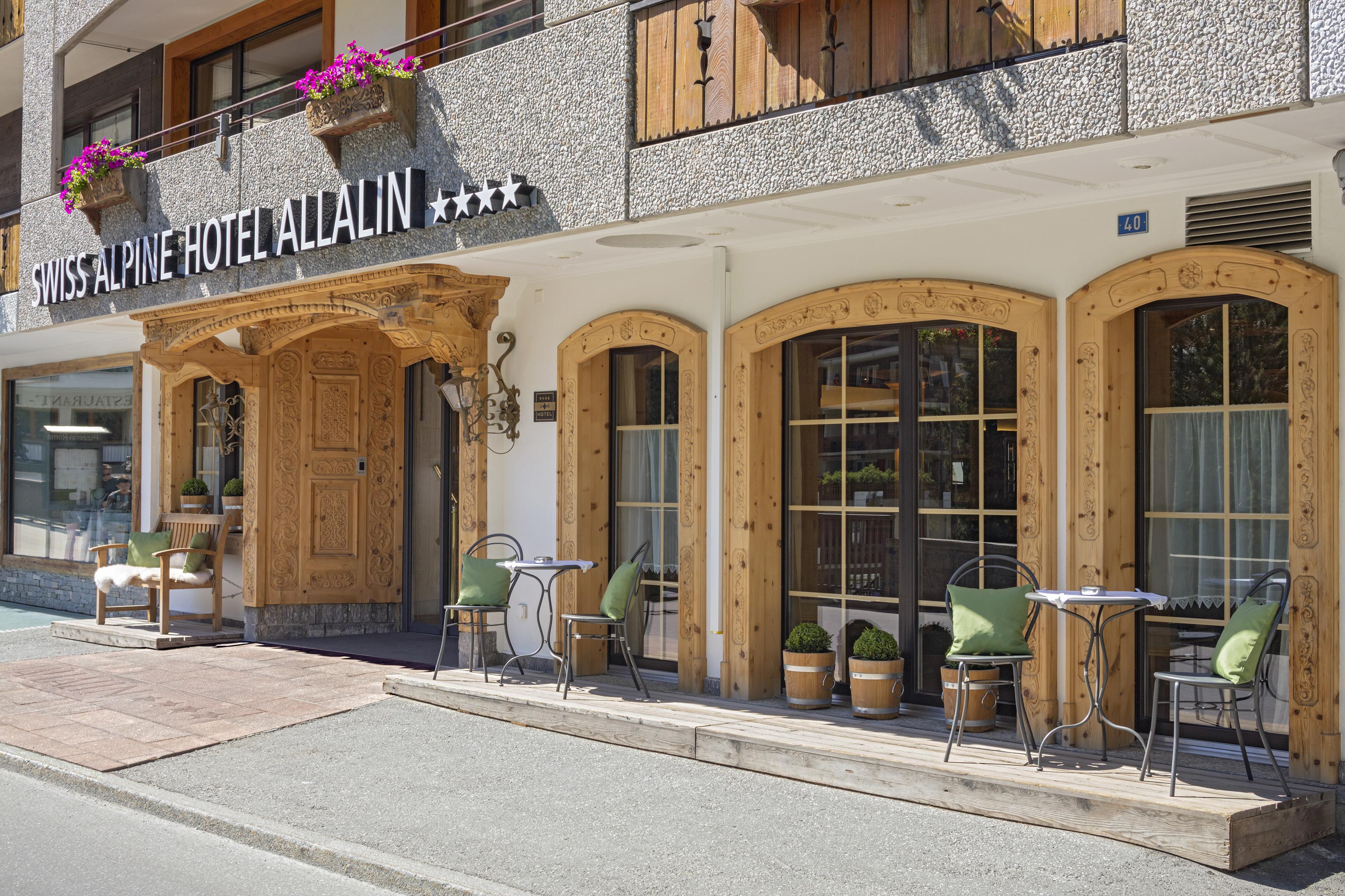 Swiss Alpine Hotel Allalin Церматт Екстер'єр фото