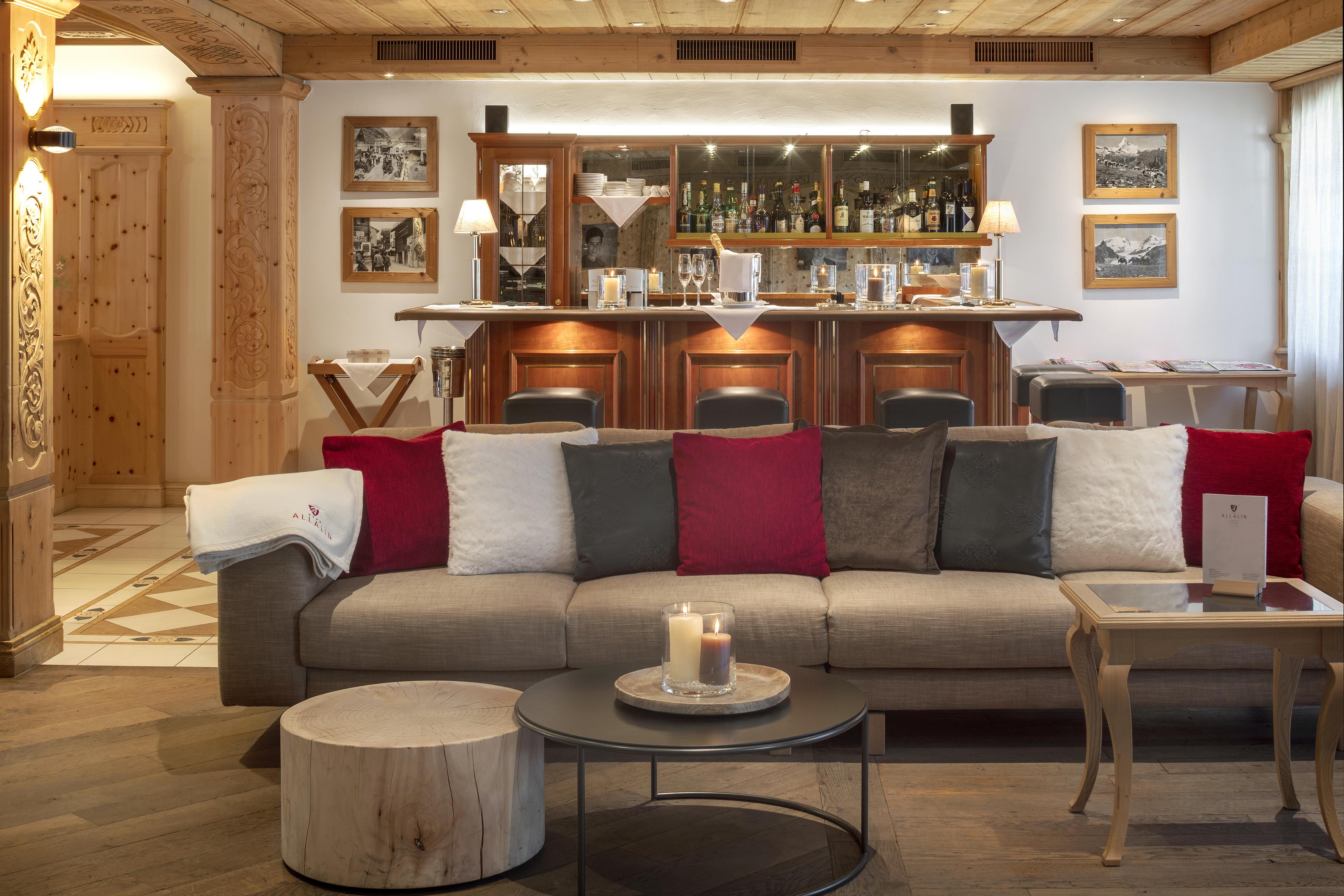 Swiss Alpine Hotel Allalin Церматт Екстер'єр фото